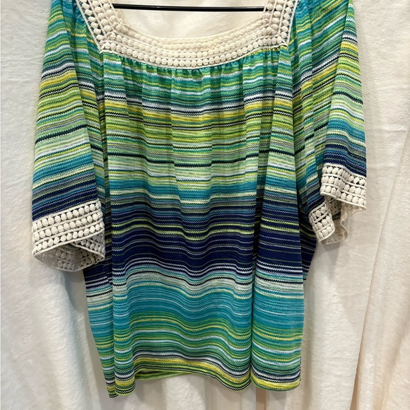 Hannah Tops - GUC XL Striped Multicolor Women's Top